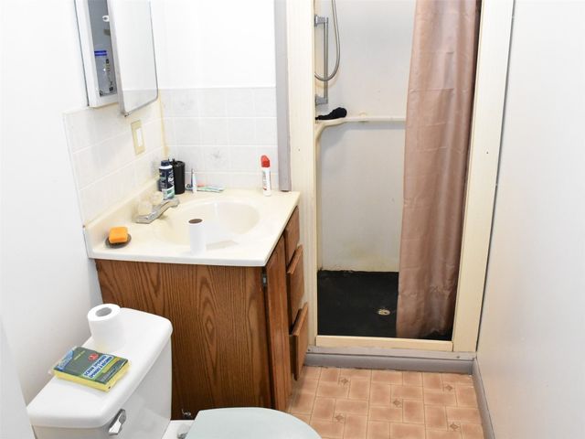 328 WALLACE Street, Meadville, PA 16335