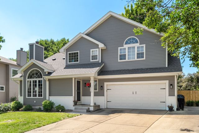 12374 Wellington Ridge Drive, Clive, IA 50325