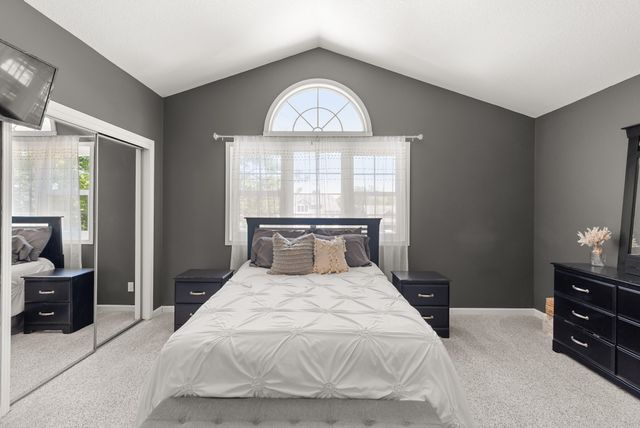 12374 Wellington Ridge Drive, Clive, IA 50325