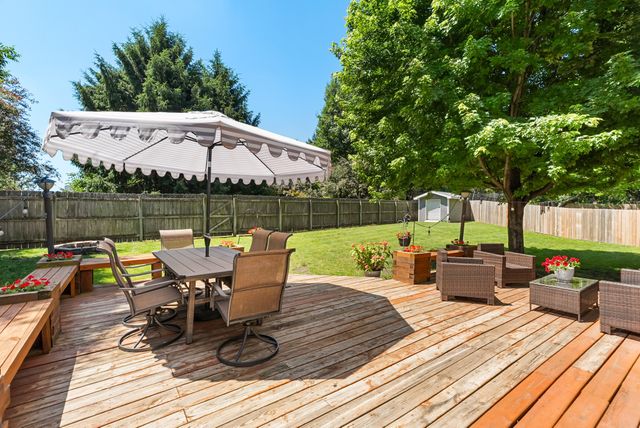 12374 Wellington Ridge Drive, Clive, IA 50325