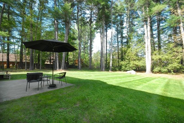 136 Holden Wood Rd, Concord, MA 01742