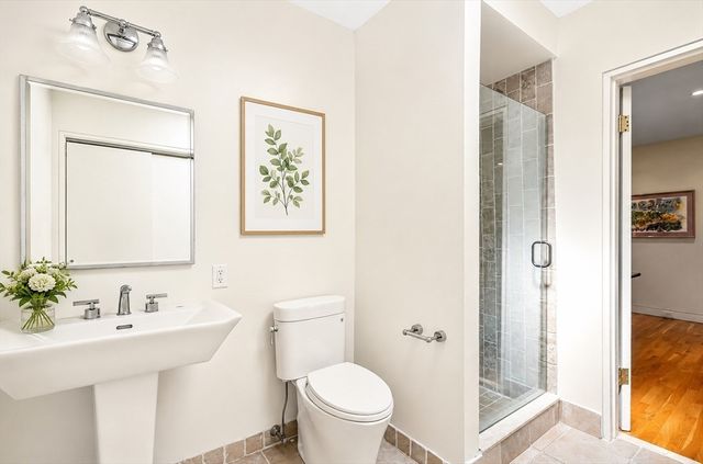 108 Codman Rd, Brookline, MA 02445