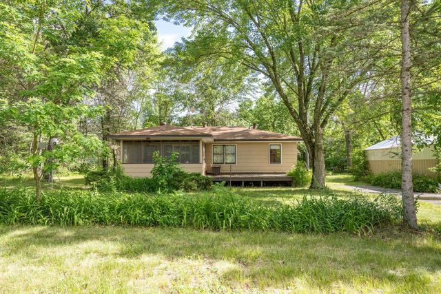 W5533 Overlook Drive, New Lisbon, WI 53950