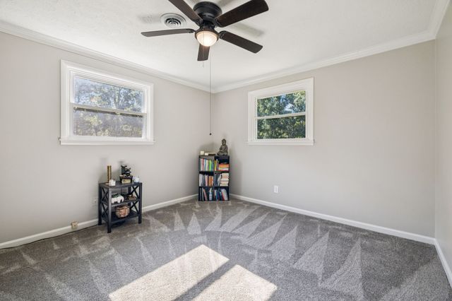 129 Dylark Dr, Waverly, TN 37185