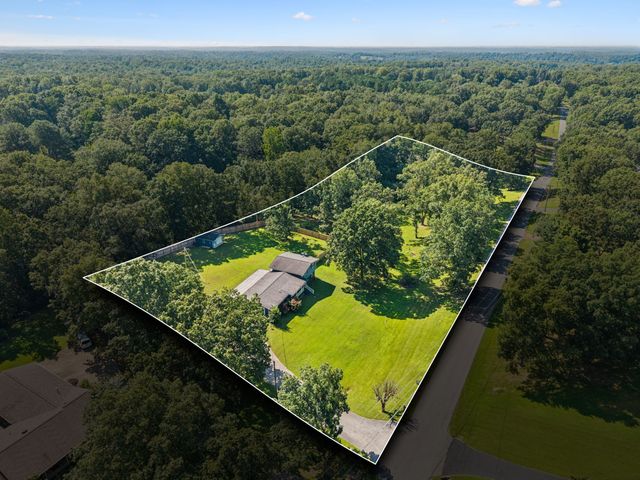 129 Dylark Dr, Waverly, TN 37185