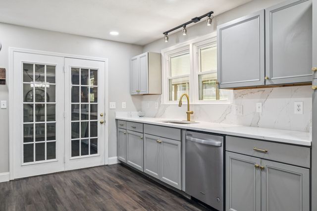 129 Dylark Dr, Waverly, TN 37185