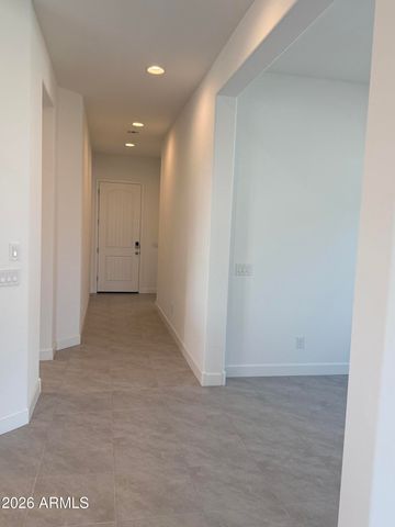 2921 E MISSION Lane, San Tan Valley, AZ 85140