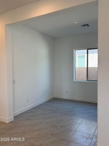 2921 E MISSION Lane, San Tan Valley, AZ 85140