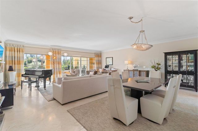 1228 Hillsboro Mile 202, Hillsboro Beach, FL 33062
