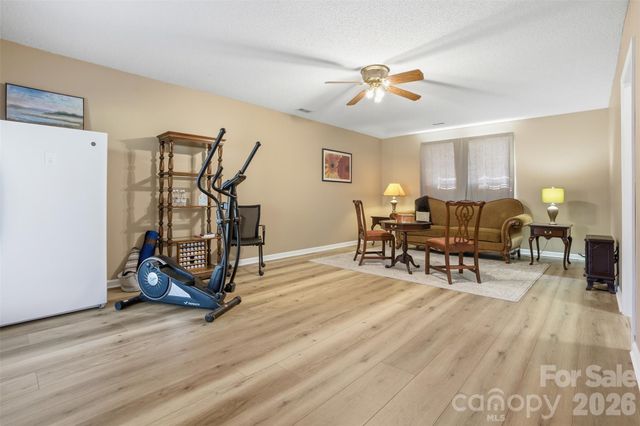 3918 Plum Street, Conover, NC 28613