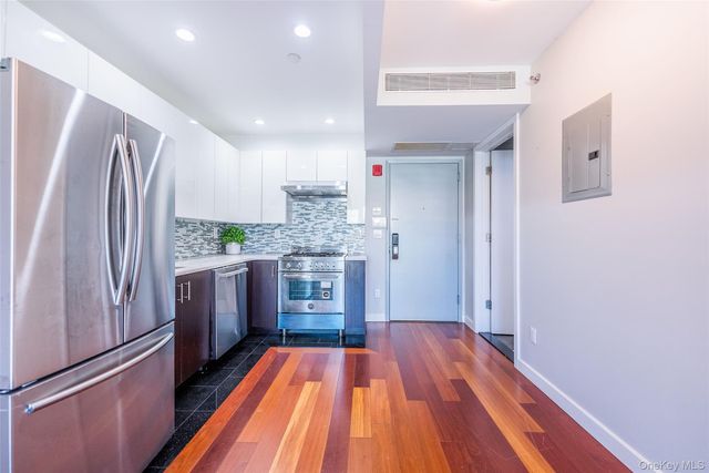 14238 37th Avenue 6H, Flushing, NY 11354