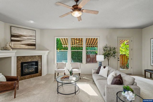 980 Troon St NW, Albany, OR 97321