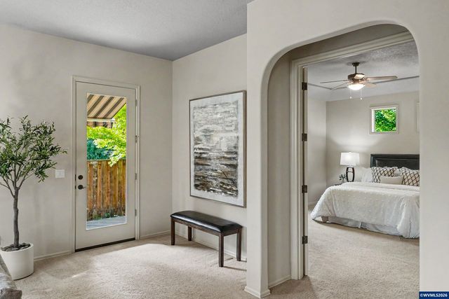 980 Troon St NW, Albany, OR 97321