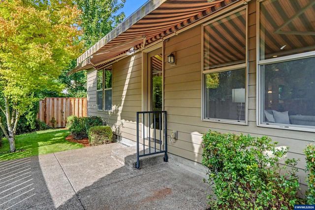 980 Troon St NW, Albany, OR 97321