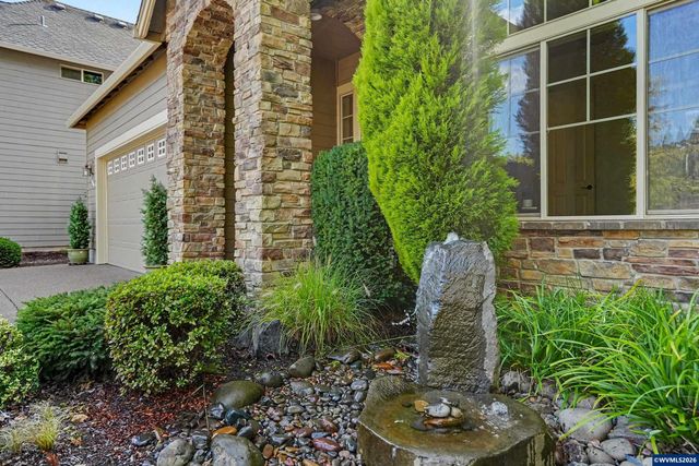 980 Troon St NW, Albany, OR 97321