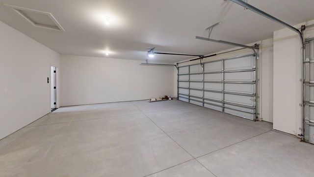 4646 W Emerald Bay Ct, Wichita, KS 67205