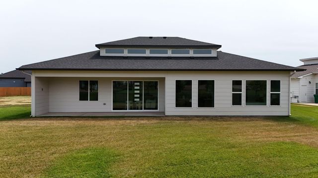 4646 W Emerald Bay Ct, Wichita, KS 67205
