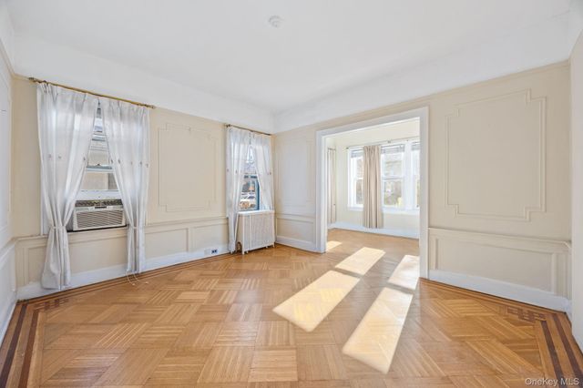 2109 Avenue R, Brooklyn, NY 11229