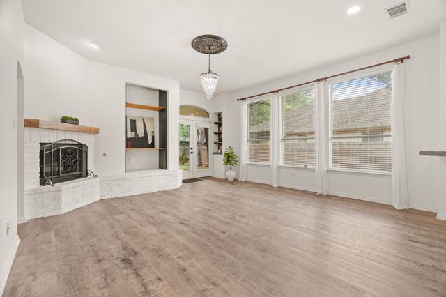 6409 Salcon Cliff DR, Austin, TX 78749