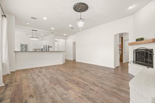6409 Salcon Cliff DR, Austin, TX 78749