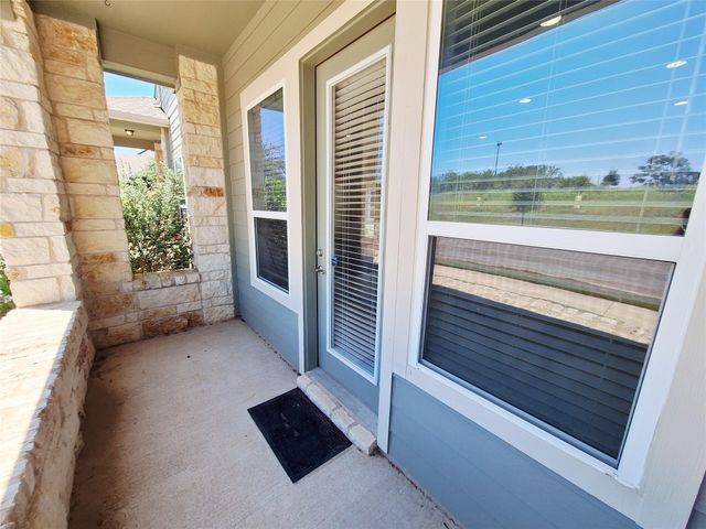 7800 Hillock TER, Austin, TX 78744