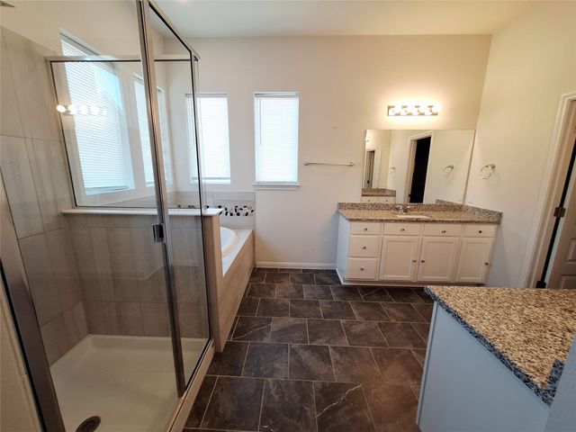 7800 Hillock TER, Austin, TX 78744