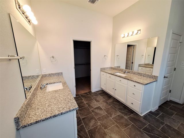 7800 Hillock TER, Austin, TX 78744