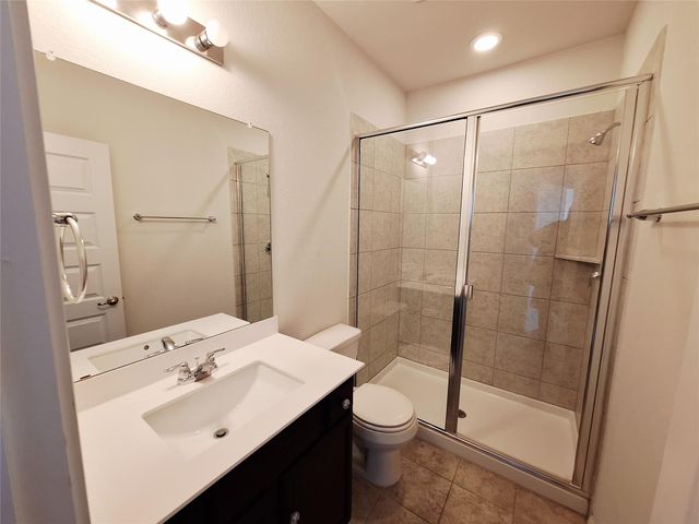 7800 Hillock TER, Austin, TX 78744