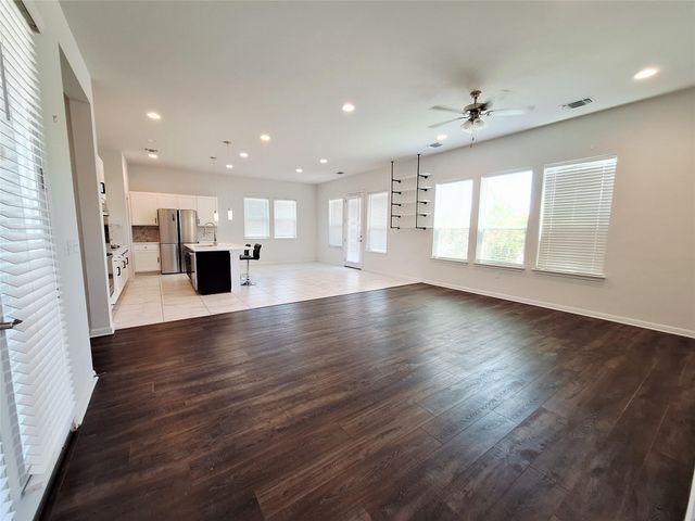 7800 Hillock TER, Austin, TX 78744