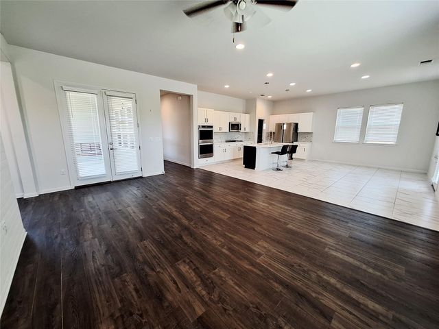 7800 Hillock TER, Austin, TX 78744