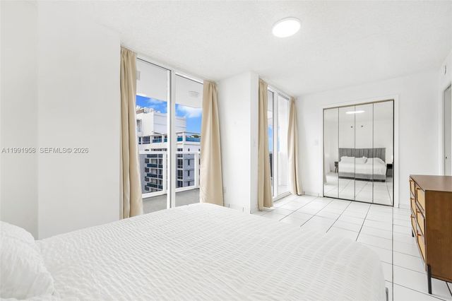 2401 Collins Ave 1906, Miami Beach, FL 33140