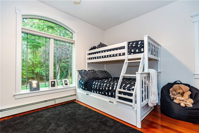 1 Victoria Drive, Smithfield, RI 02917