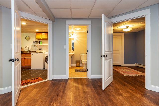 1 Victoria Drive, Smithfield, RI 02917