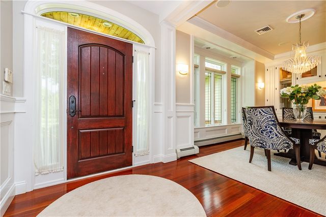 1 Victoria Drive, Smithfield, RI 02917