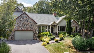 1 Victoria Drive, Smithfield, RI 02917