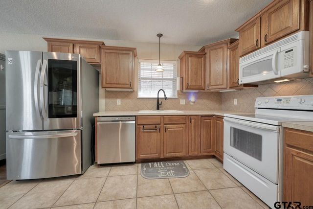 1803 Park Place, Mineola, TX 75773