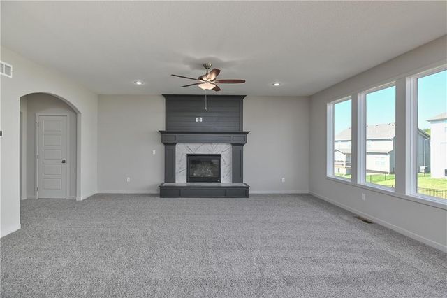 2682 W Park Street, Olathe, KS 66061