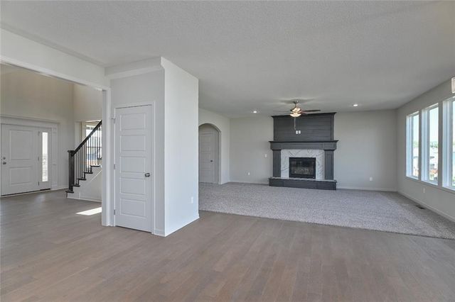 2682 W Park Street, Olathe, KS 66061