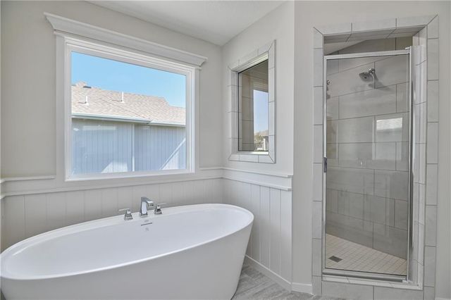 2682 W Park Street, Olathe, KS 66061