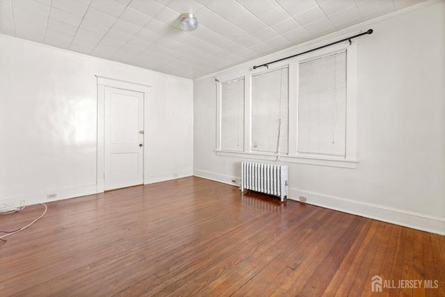 196 Strawberry Hill Avenue, Woodbridge Proper, NJ 07095