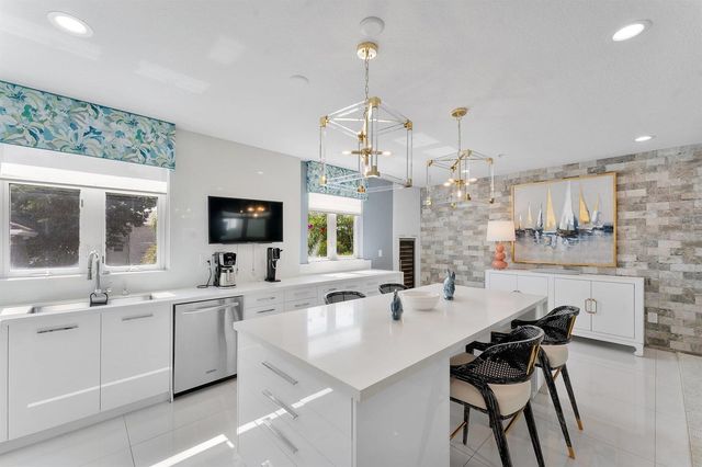 57 Isle Of Venice Drive 57, Fort Lauderdale, FL 33301