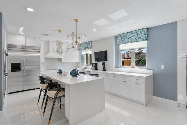 57 Isle Of Venice Drive 57, Fort Lauderdale, FL 33301
