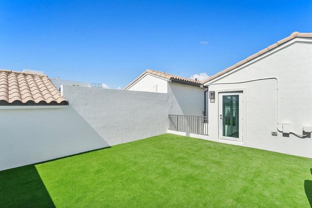 57 Isle Of Venice Drive 57, Fort Lauderdale, FL 33301