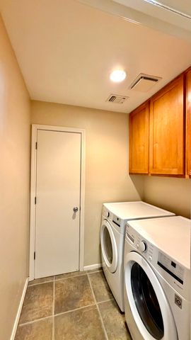 10813 Hagen Road NE, Albuquerque, NM 87111
