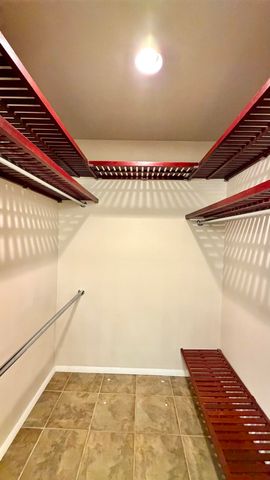 10813 Hagen Road NE, Albuquerque, NM 87111