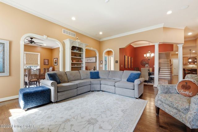 18620 Chadwick Glen Cir, Louisville, KY 40245
