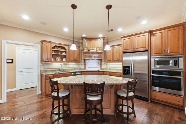 18620 Chadwick Glen Cir, Louisville, KY 40245