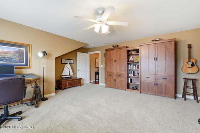 18620 Chadwick Glen Cir, Louisville, KY 40245