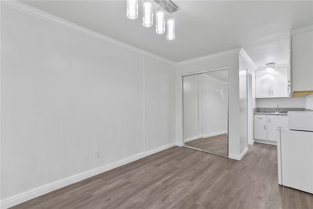 1147 Fedora Street, Los Angeles, CA 90006