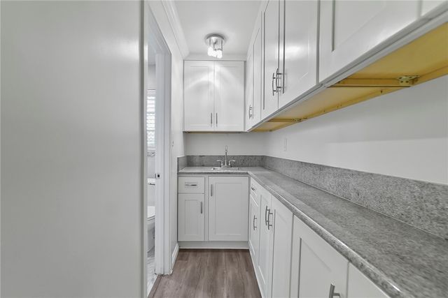 1147 Fedora Street, Los Angeles, CA 90006